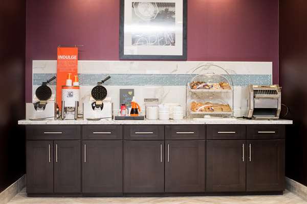 Amenities - Hampton Inn & Suites Warrington