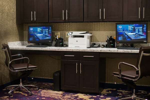 Conference Area - Hampton Inn & Suites Warrington