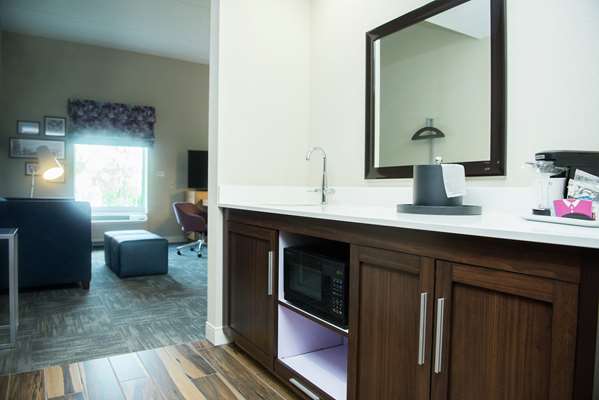  - Hampton Inn & Suites Warrington