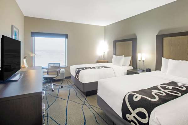  - La Quinta Inn & Suites Ponca City