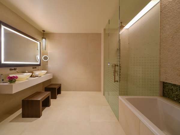 IMPERIAL SUITE, 2 bedrooms, separate living area, dining area, kitchen and 2 terraces