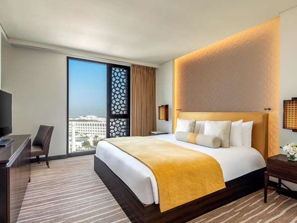 Deluxe Suite, 1 Bedroom with 1 King Size Bed and Living Area