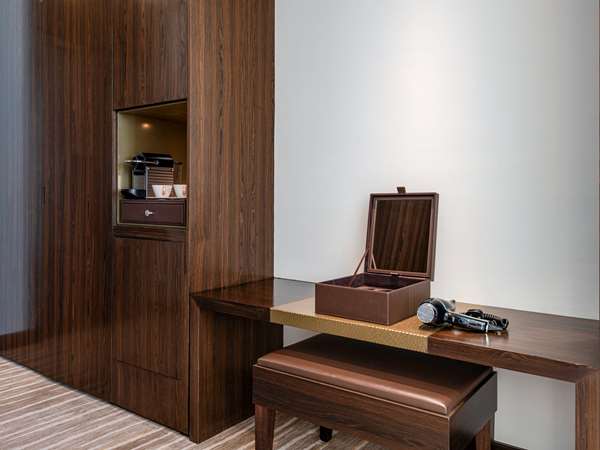 SUPERIOR ROOM, 2 Single Size Beds