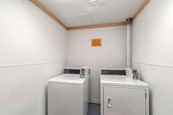  - Red Lion Hotel Rosslyn Iwo Jima Arlington - I-66, Exit 73