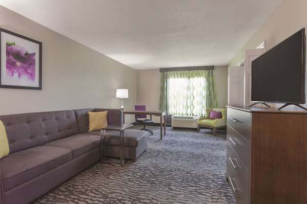 Suite - La Quinta Inn & Suites Columbus
