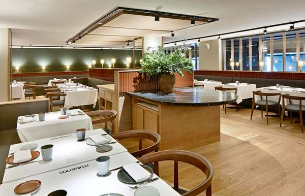 Alexandra Barcelona Hotel, Curio Collection by Hilton