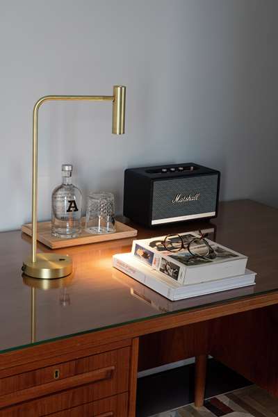 MODERNIST DREAM SUITE