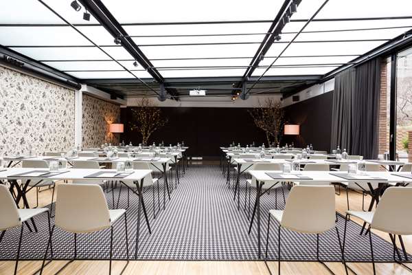 Alexandra Barcelona Hotel, Curio Collection by Hilton