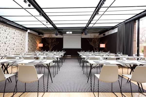 Alexandra Barcelona Hotel, Curio Collection by Hilton