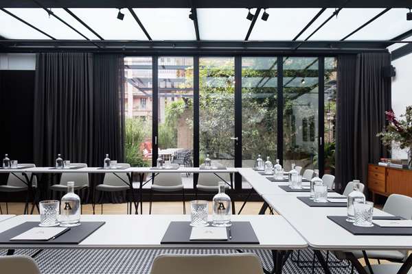 Alexandra Barcelona Hotel, Curio Collection by Hilton