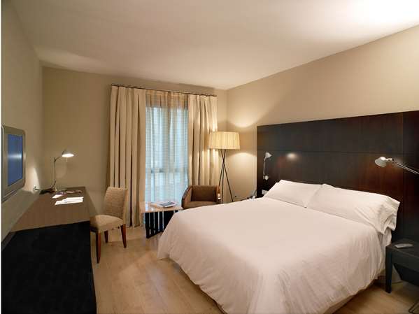 QUEEN SUPERIOR ROOM