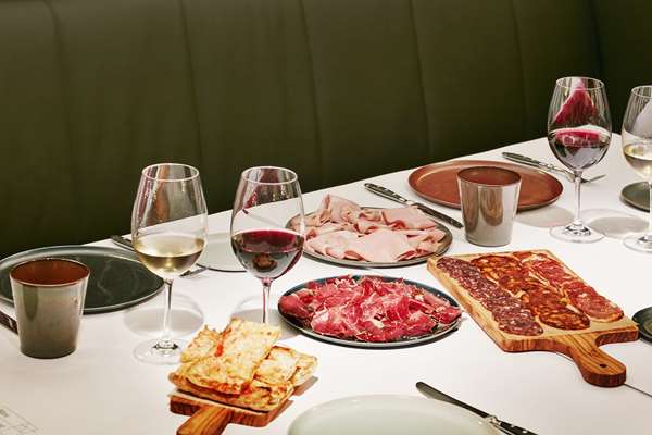 Alexandra Barcelona Hotel, Curio Collection by Hilton
