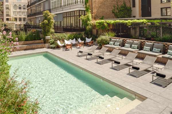 Alexandra Barcelona Hotel, Curio Collection by Hilton