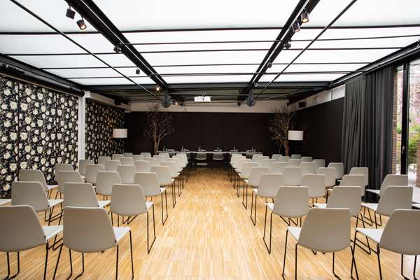 Alexandra Barcelona Hotel, Curio Collection by Hilton