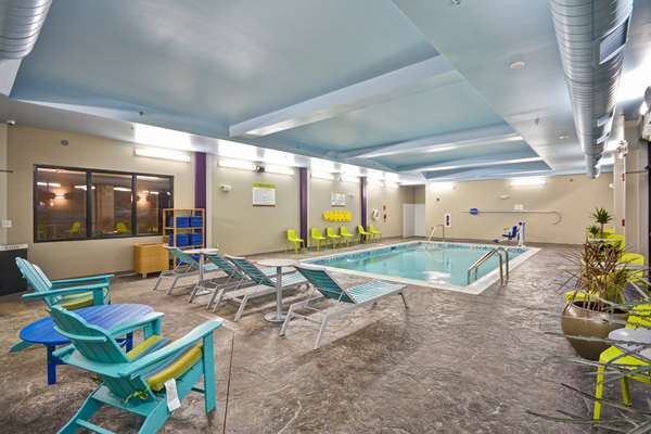 Pool - Home2 Suites by Hilton Airport Columbus