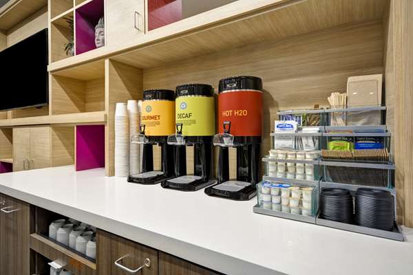 Restaurant - Home2 Suites by Hilton Airport Columbus