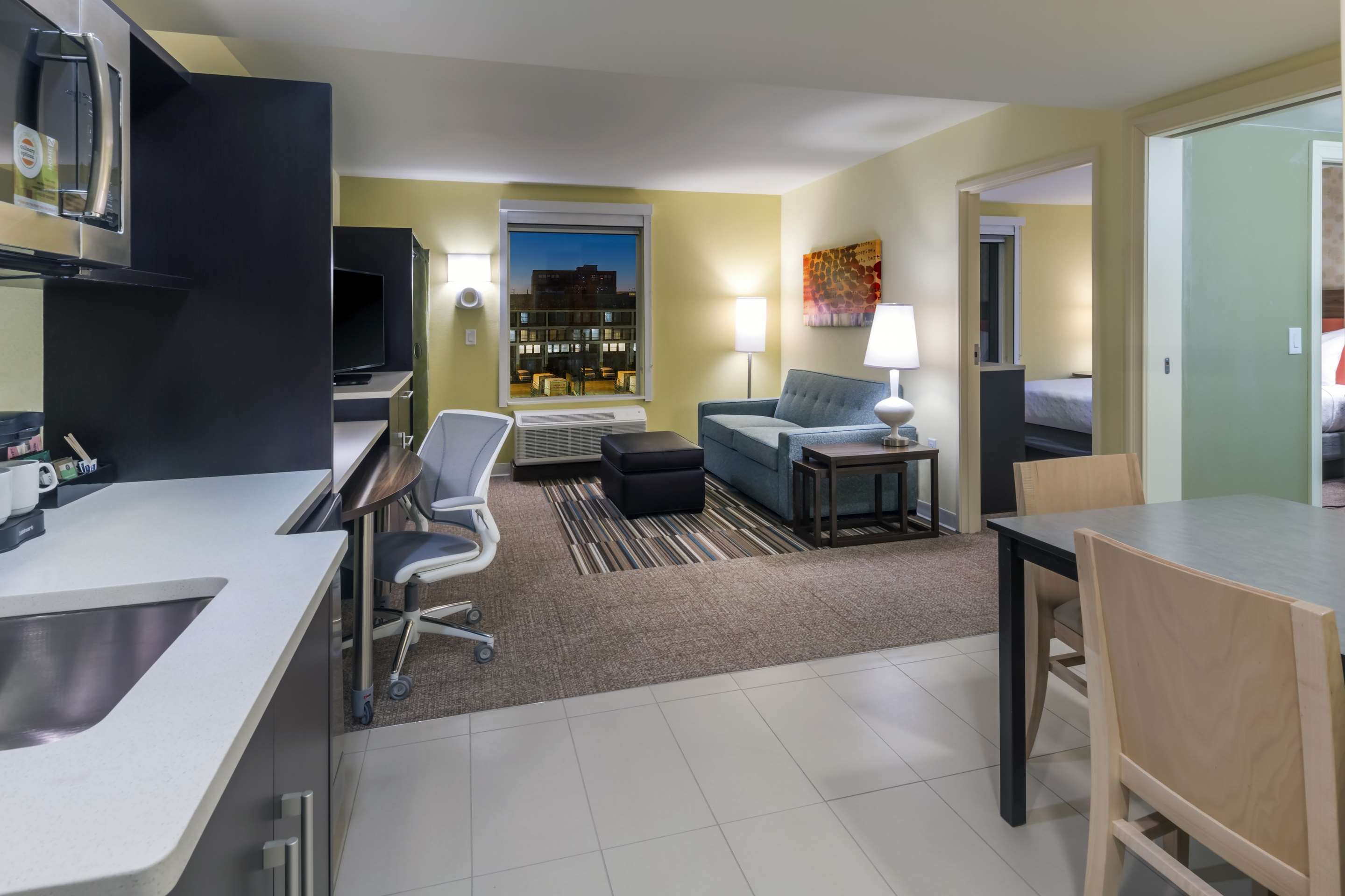 Guest room