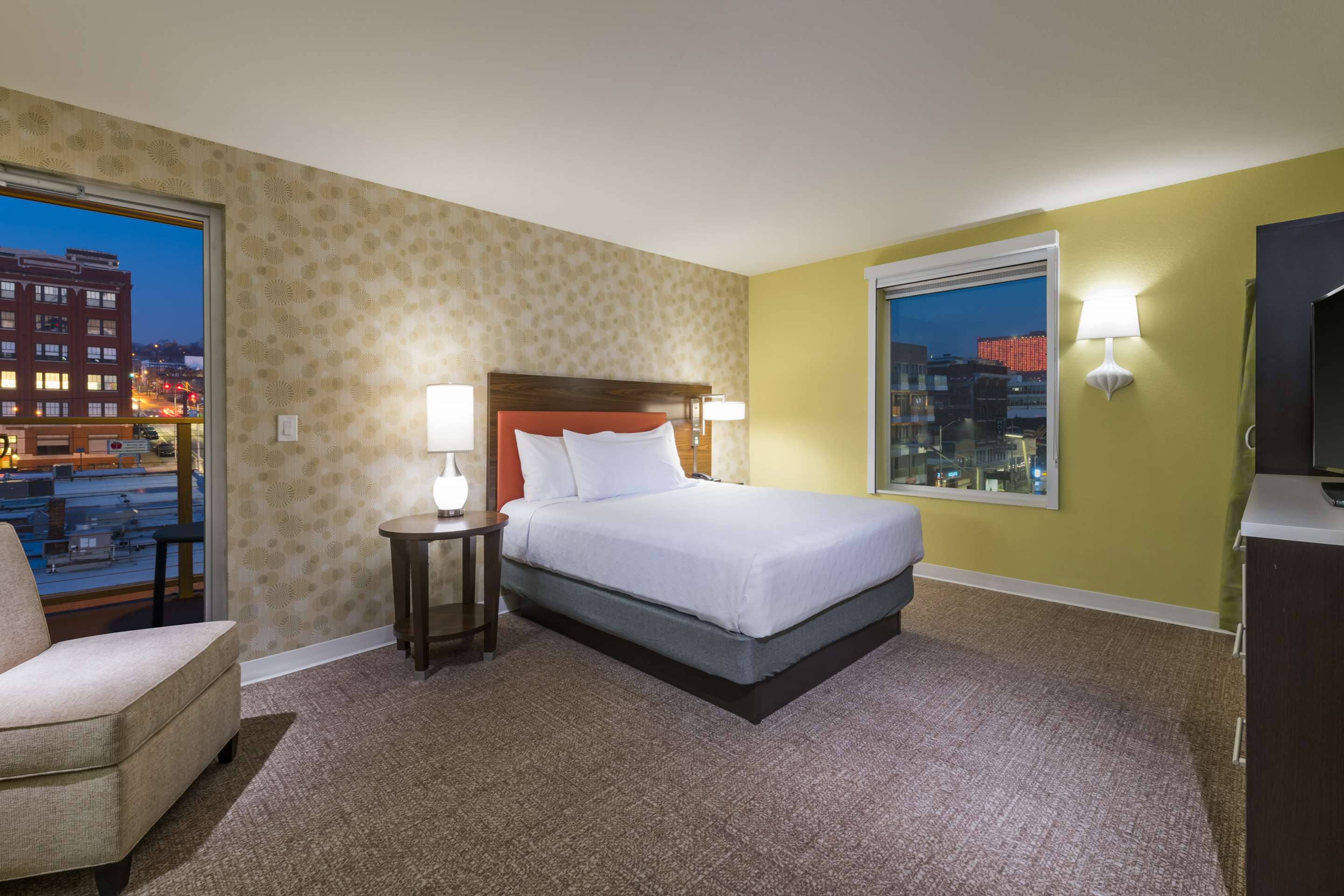 Guest room