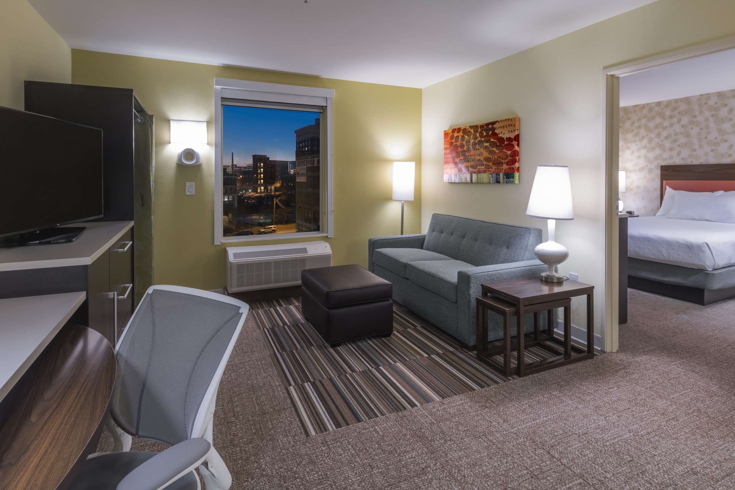 Guest room