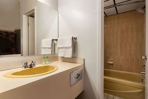  - Travelodge Baie Comeau