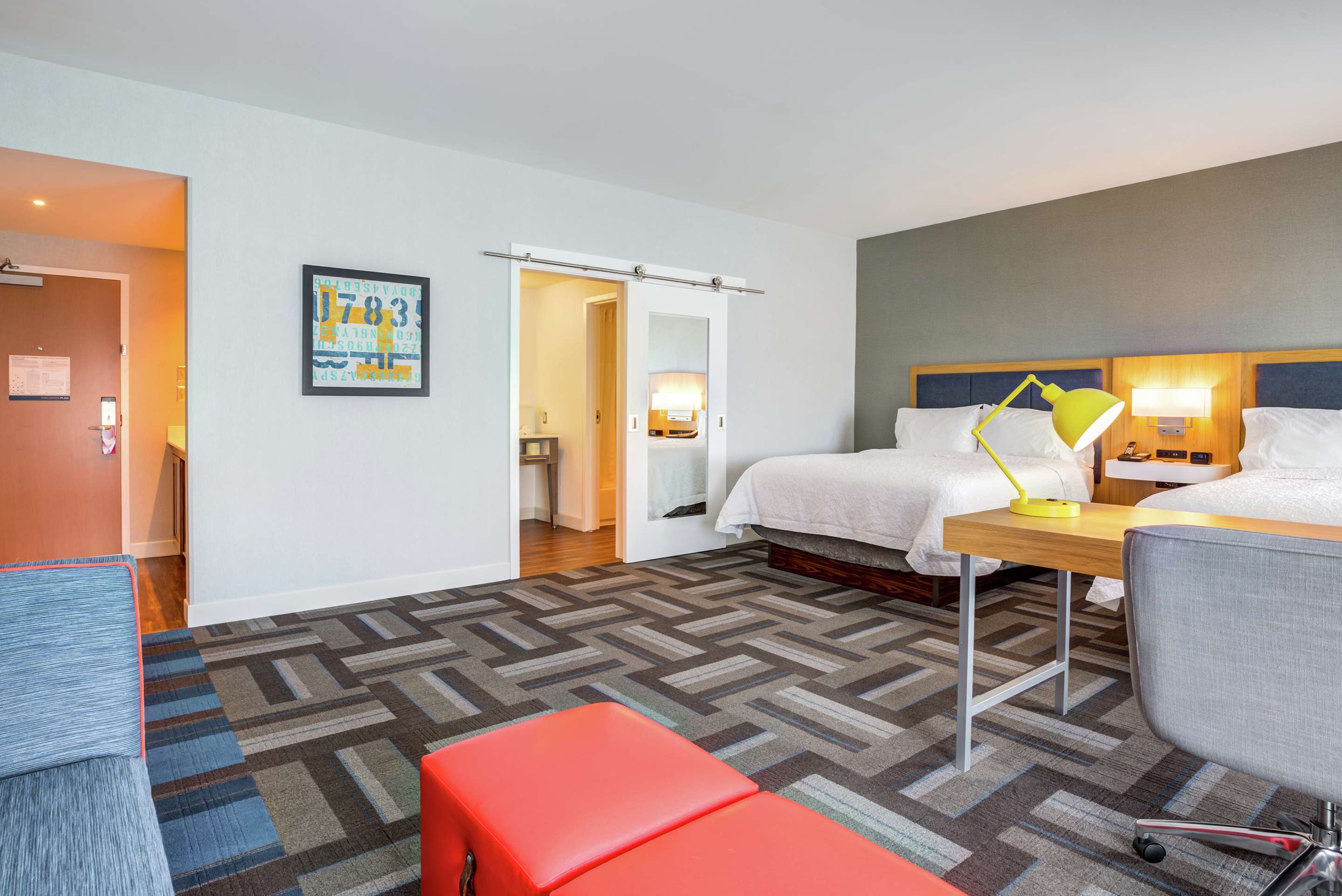 Guest room