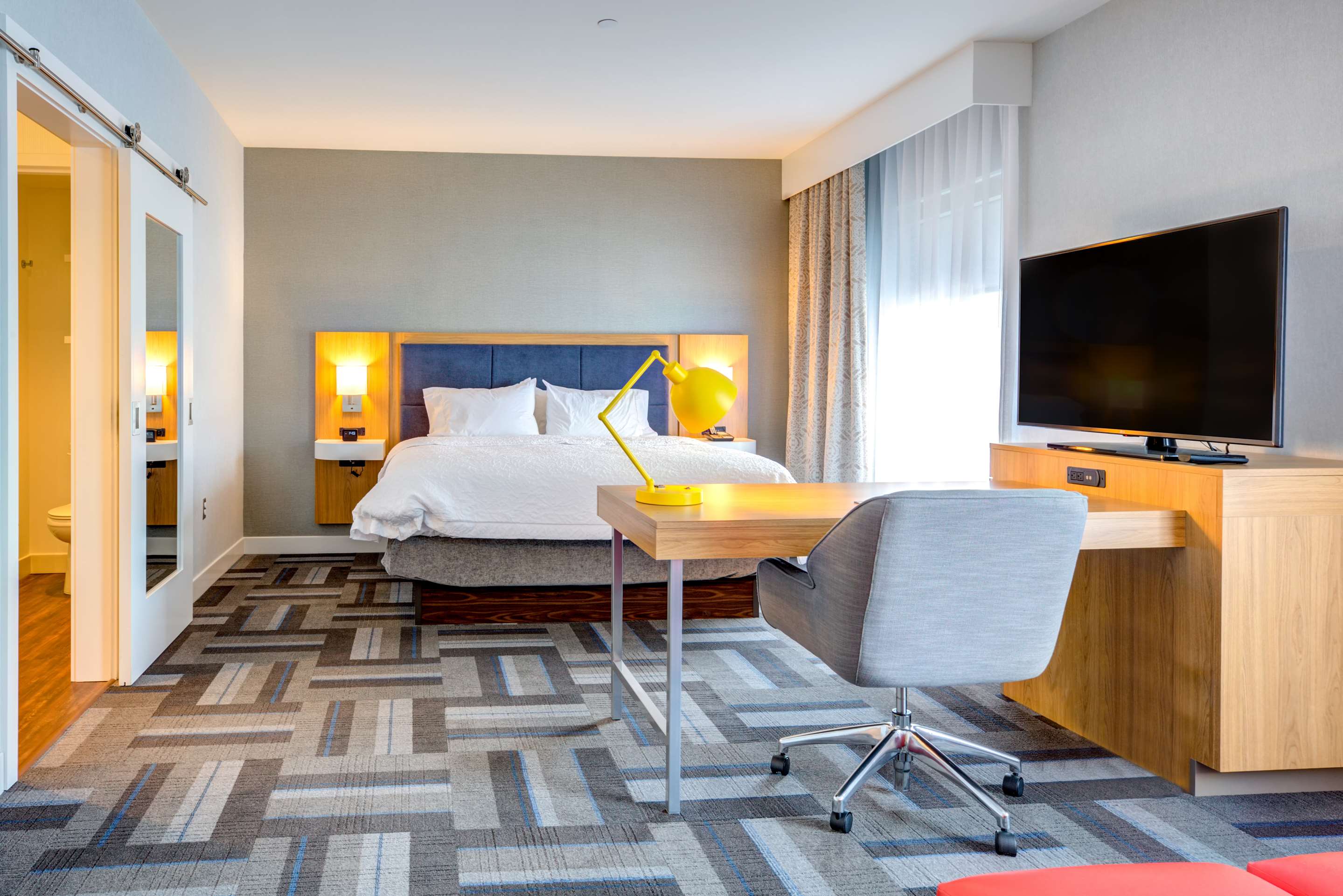 Guest room
