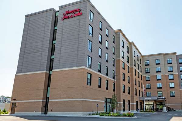 Exterior view - Hampton Inn Waltham