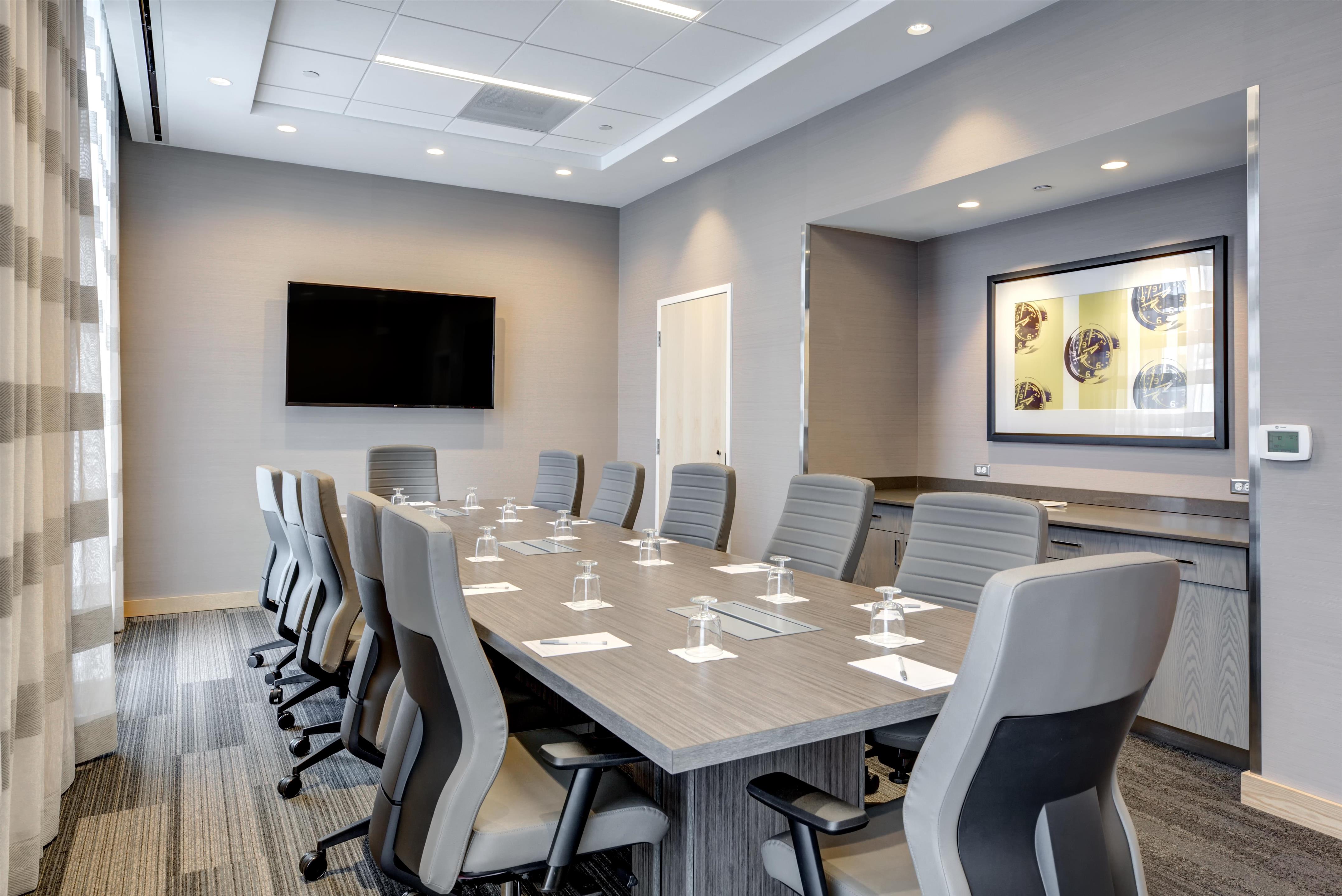 Meeting Room | Hampton Inn & Suites Boston/Waltham
