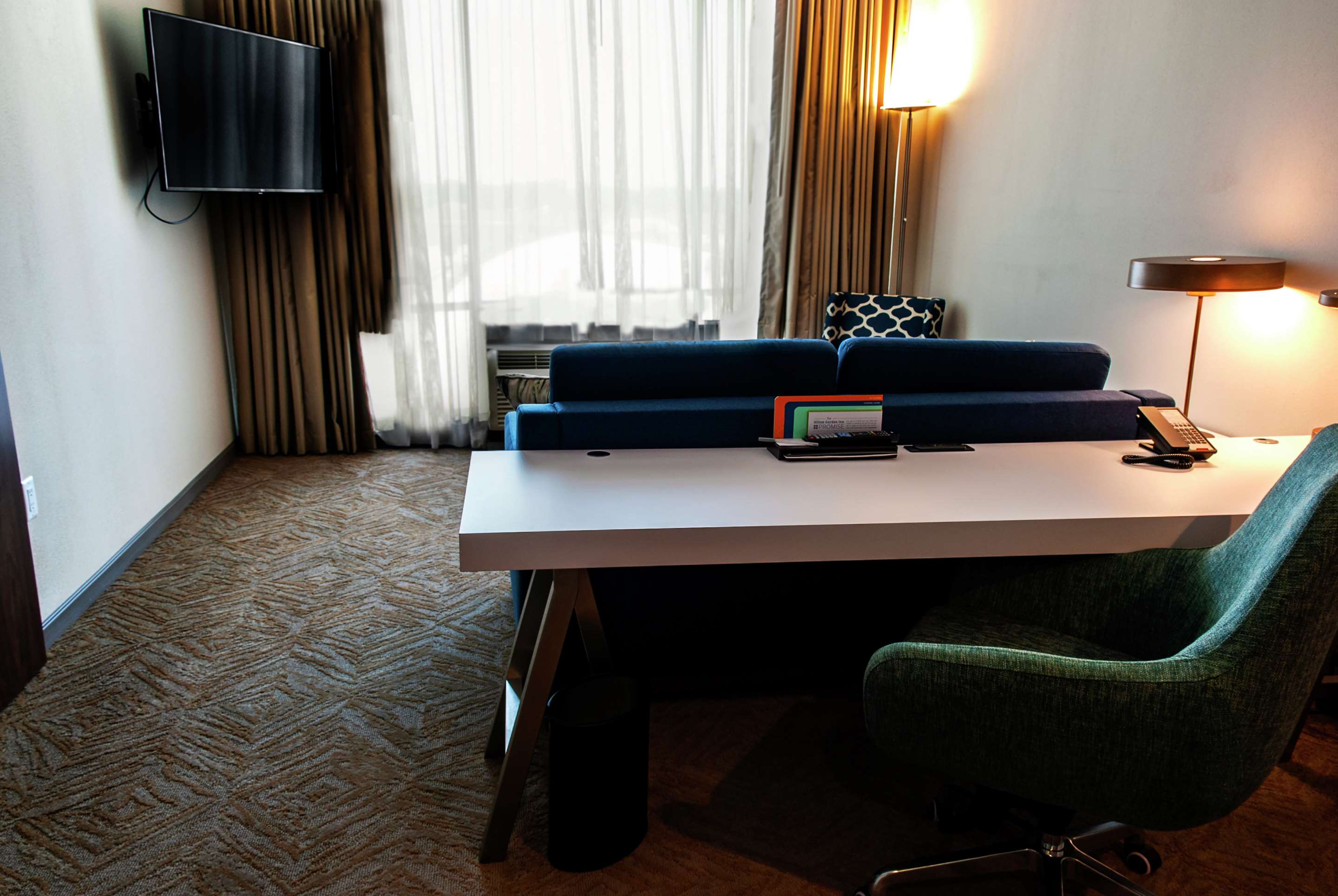 Guest room