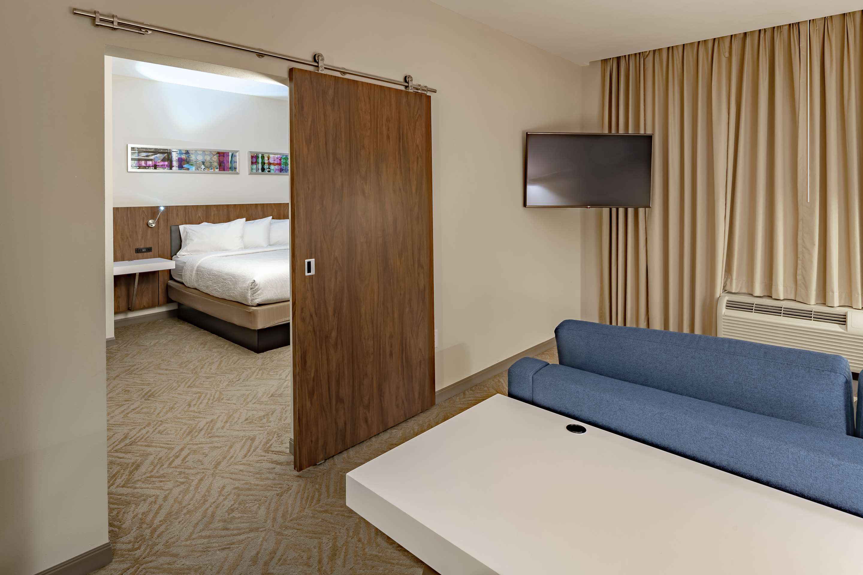 Guest room amenity