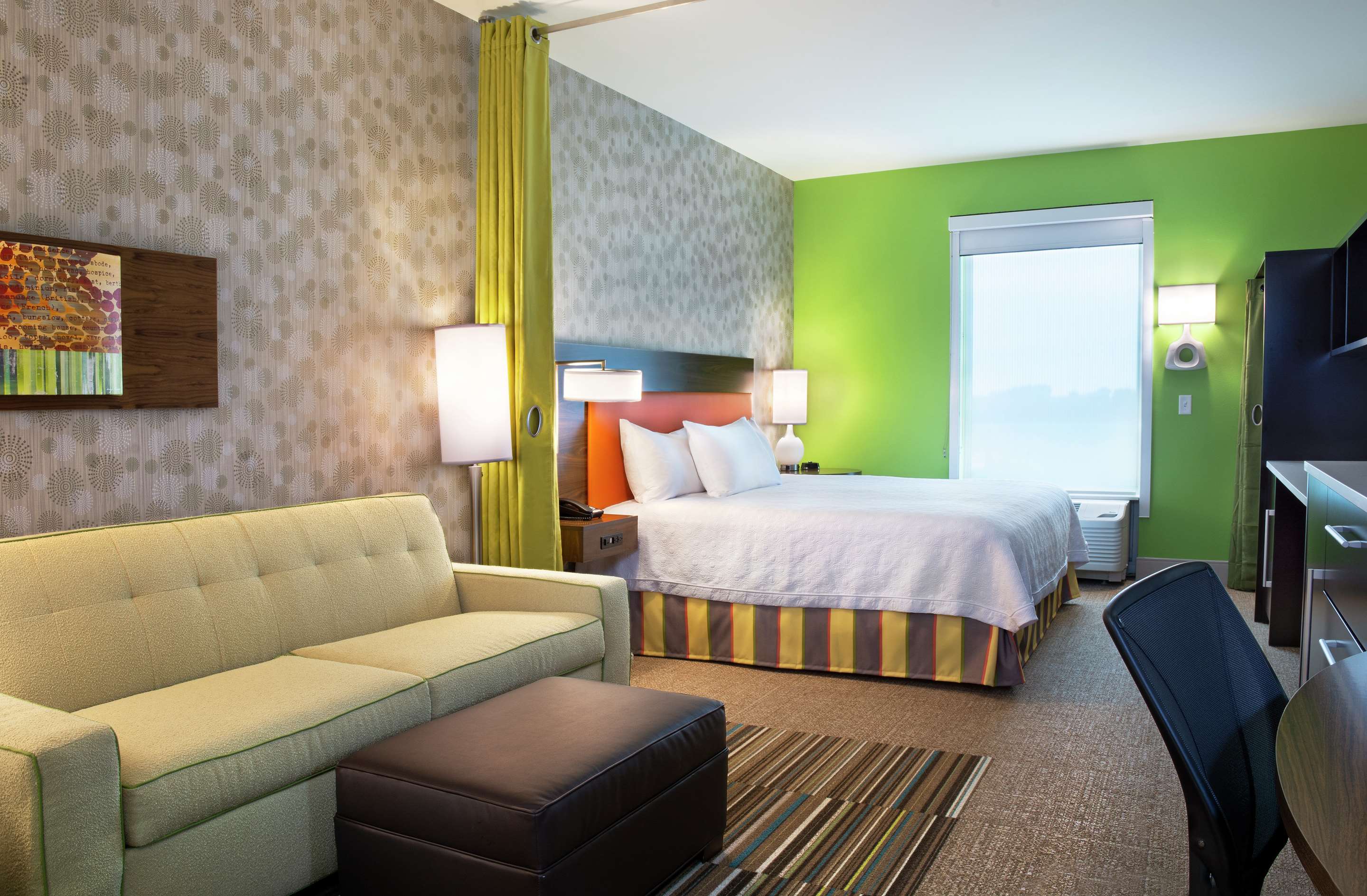 Guest room