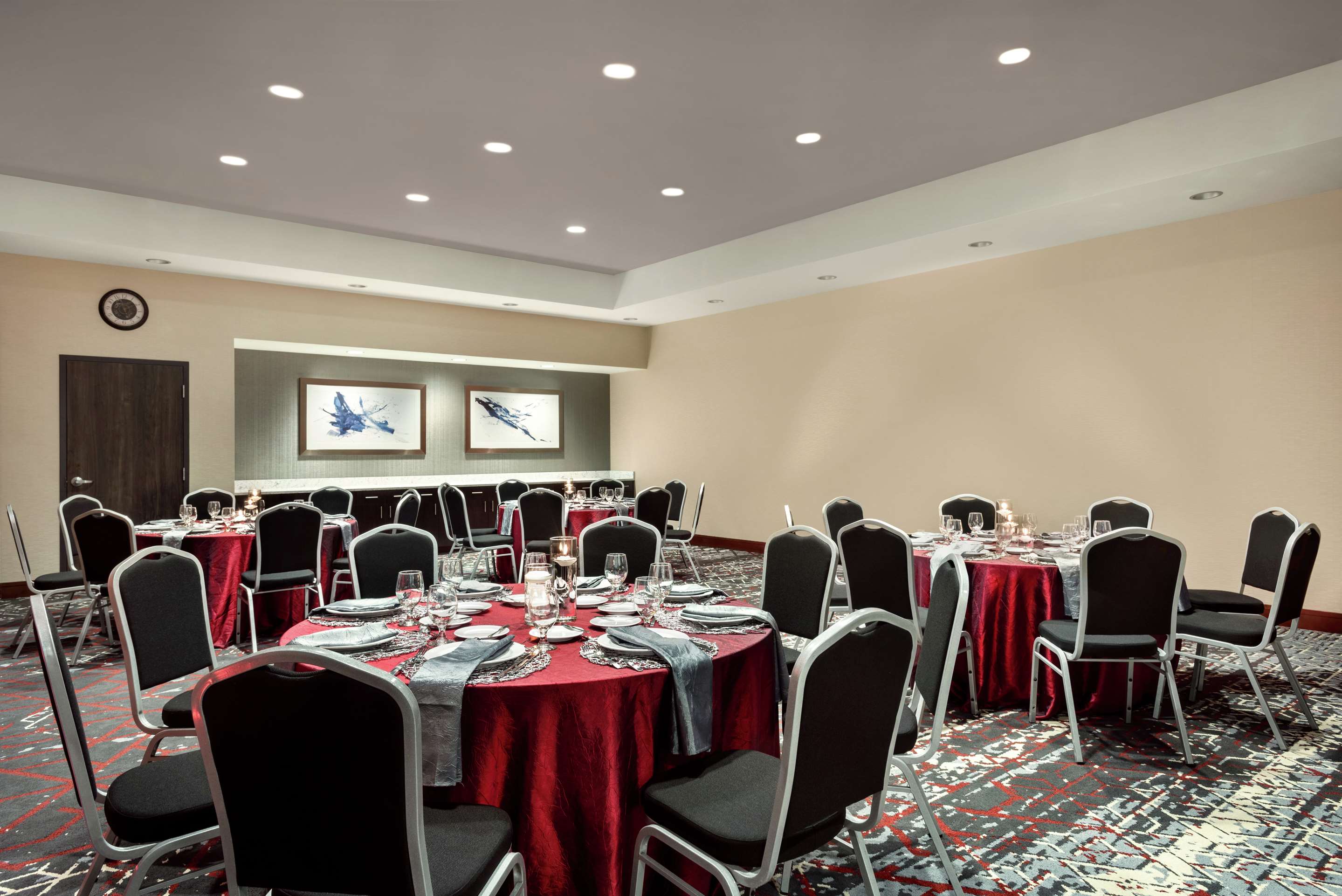 Restaurant | Embassy Suites by Hilton Noblesville Indianapolis Convention Center