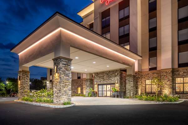 Exterior view - Hampton Inn Paramus