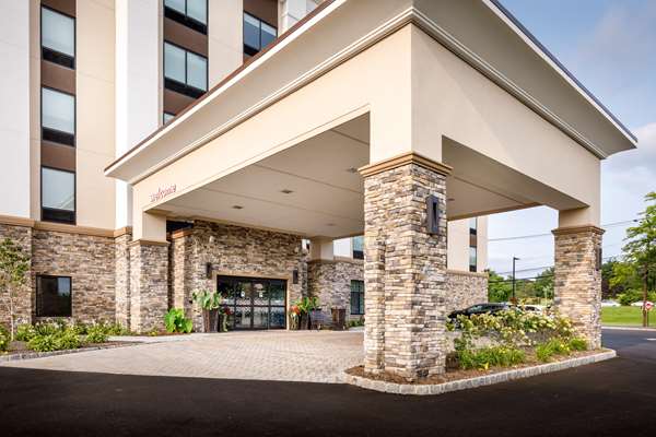 Exterior view - Hampton Inn Paramus