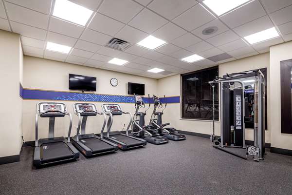 Fitness/ Exercise Room - Hampton Inn Paramus