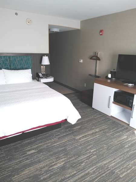  - Hampton Inn Paramus