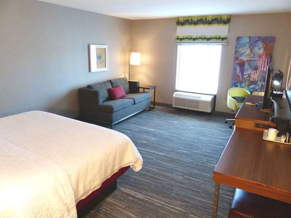  - Hampton Inn Paramus