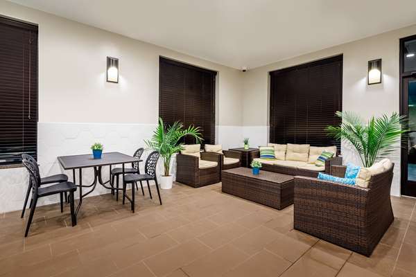  - Hampton Inn Paramus