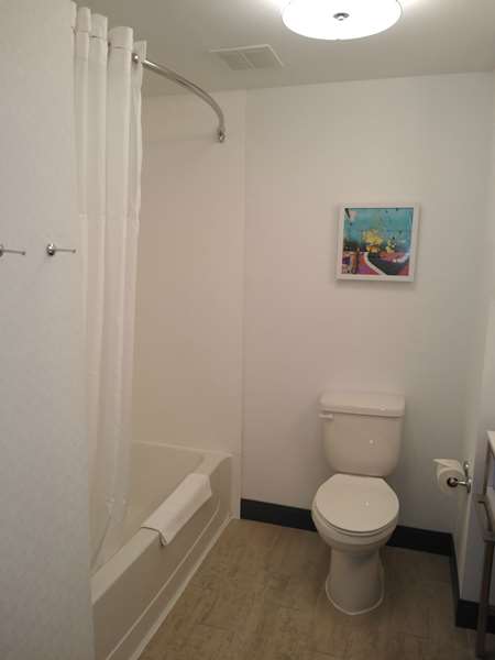  - Hampton Inn Paramus