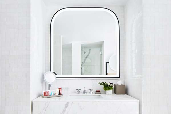  - Conrad Hotel Midtown New York