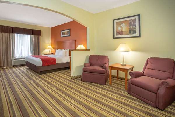  - Baymont Inn & Suites Marion - I-57, Exit 53