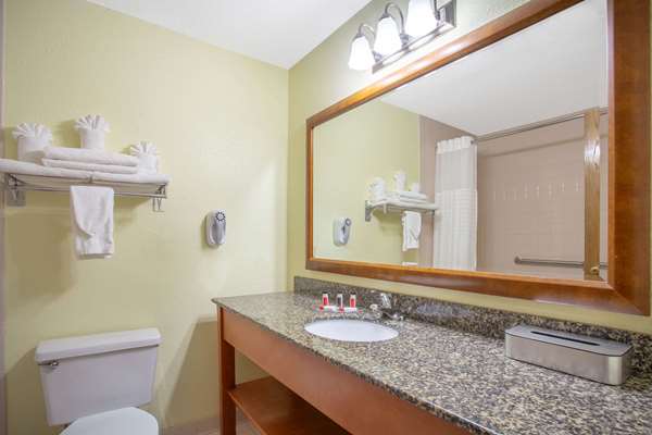  - Baymont Inn & Suites Marion - I-57, Exit 53
