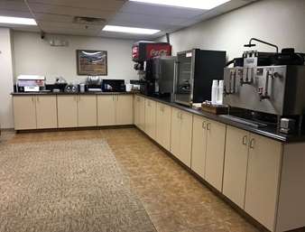 Restaurant - Travelodge Inn & Suites Deadwood