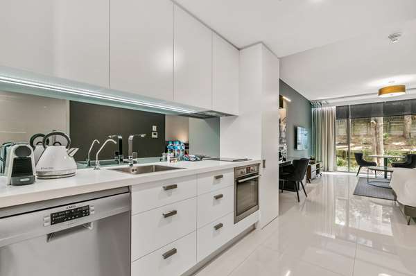 Guest Room,On-Site