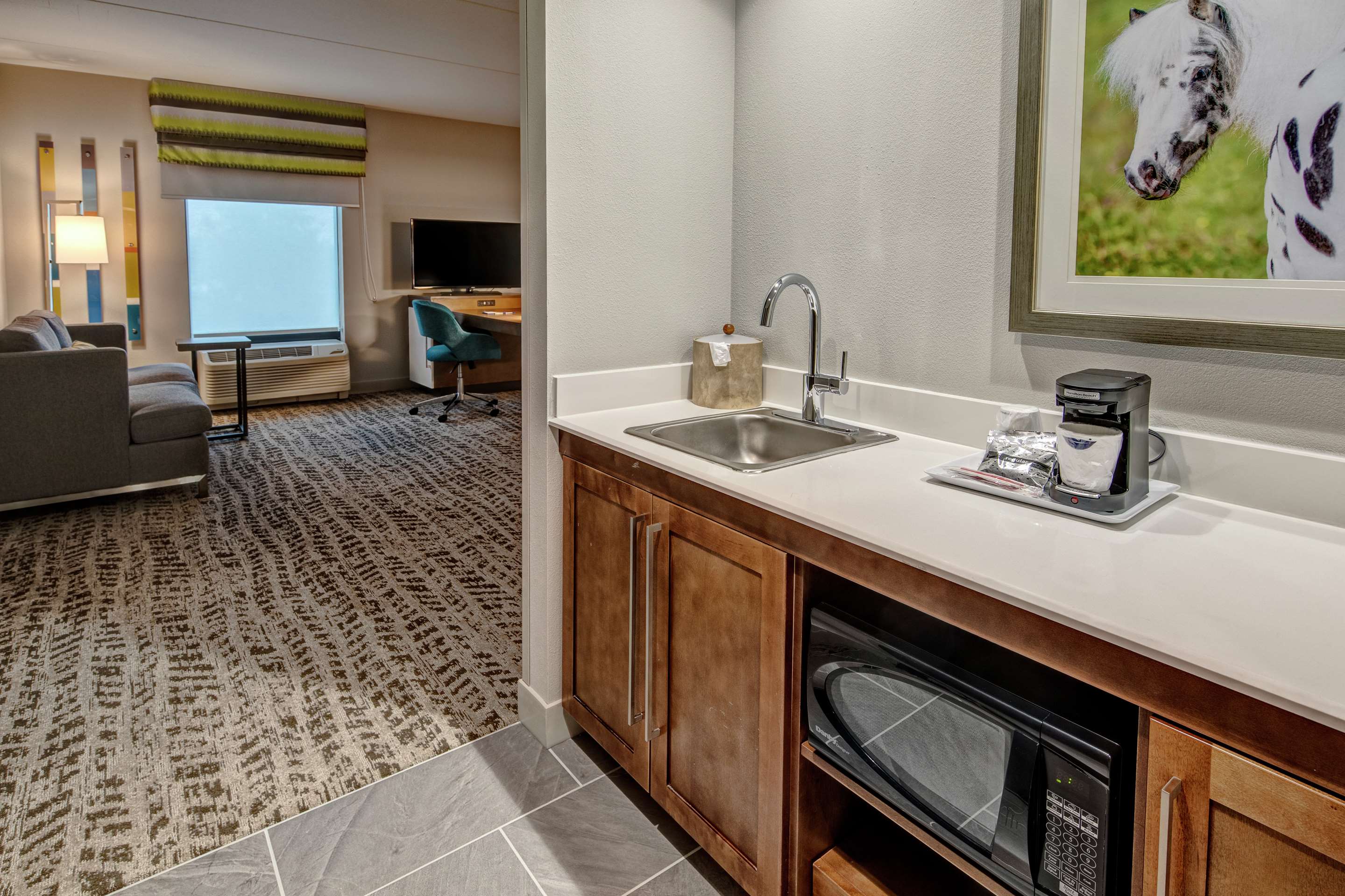 Guest room