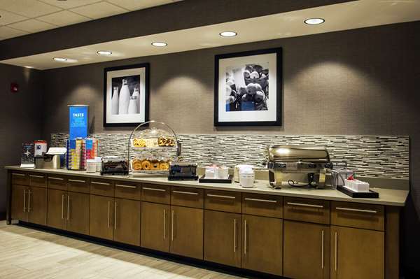 Restaurant - Hampton Suites Foxborough - I-95, Exit 13A