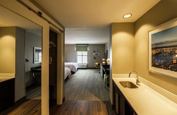  - Hampton Suites Foxborough - I-95, Exit 13A