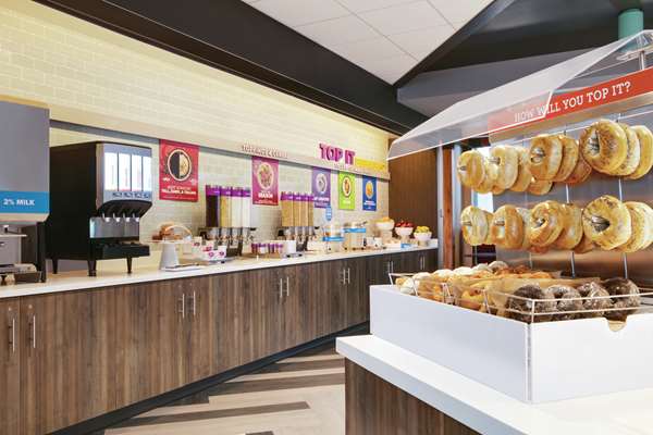 Restaurant - Tru by Hilton Buffalo Airport Willamsville - I-90, Exit 49