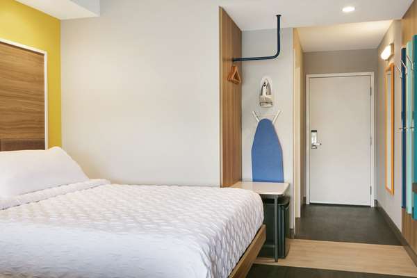  - Tru by Hilton Buffalo Airport Willamsville - I-90, Exit 49