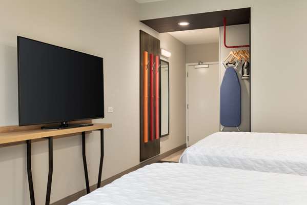  - Tru by Hilton Hotel Westdale Cedar Rapids